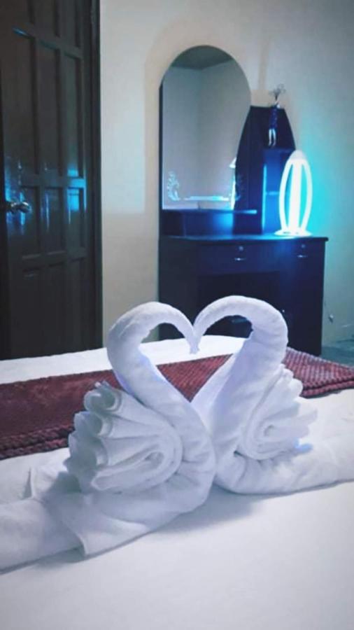 Dreamcatcher Hostel Moalboal Esterno foto