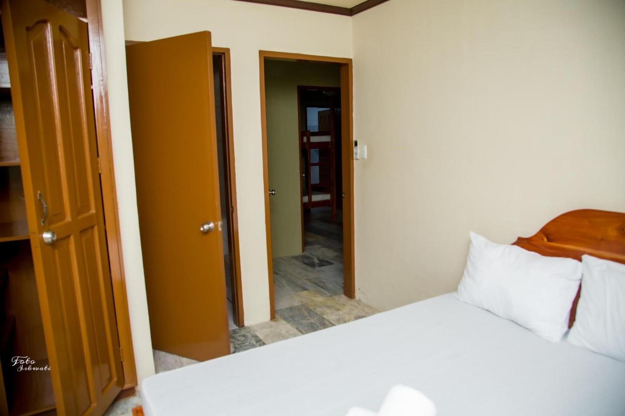 Dreamcatcher Hostel Moalboal Esterno foto